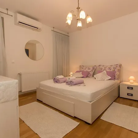 Silva Apartman *